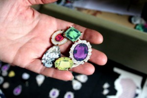 annadavern-cut-out-gemstones_news
