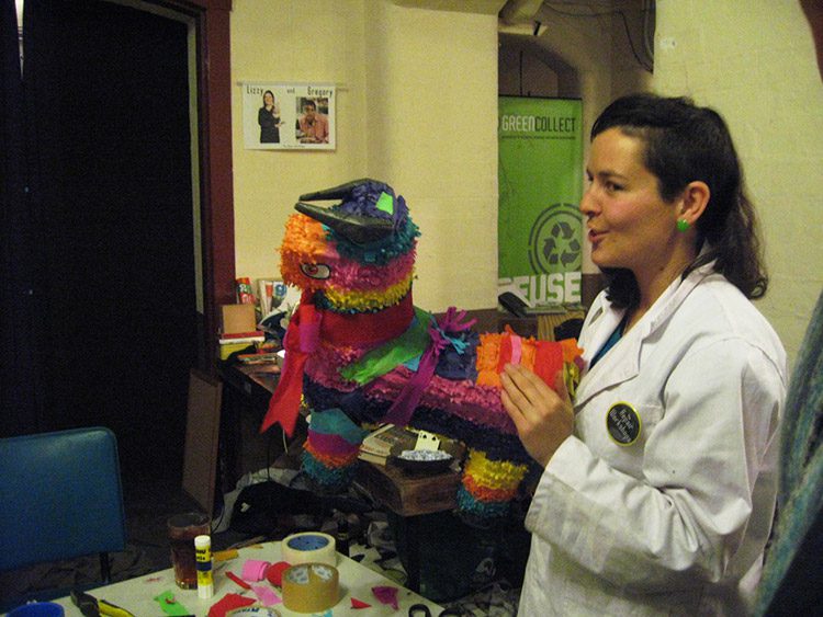 Pinata - Lizzy Blog - Resized