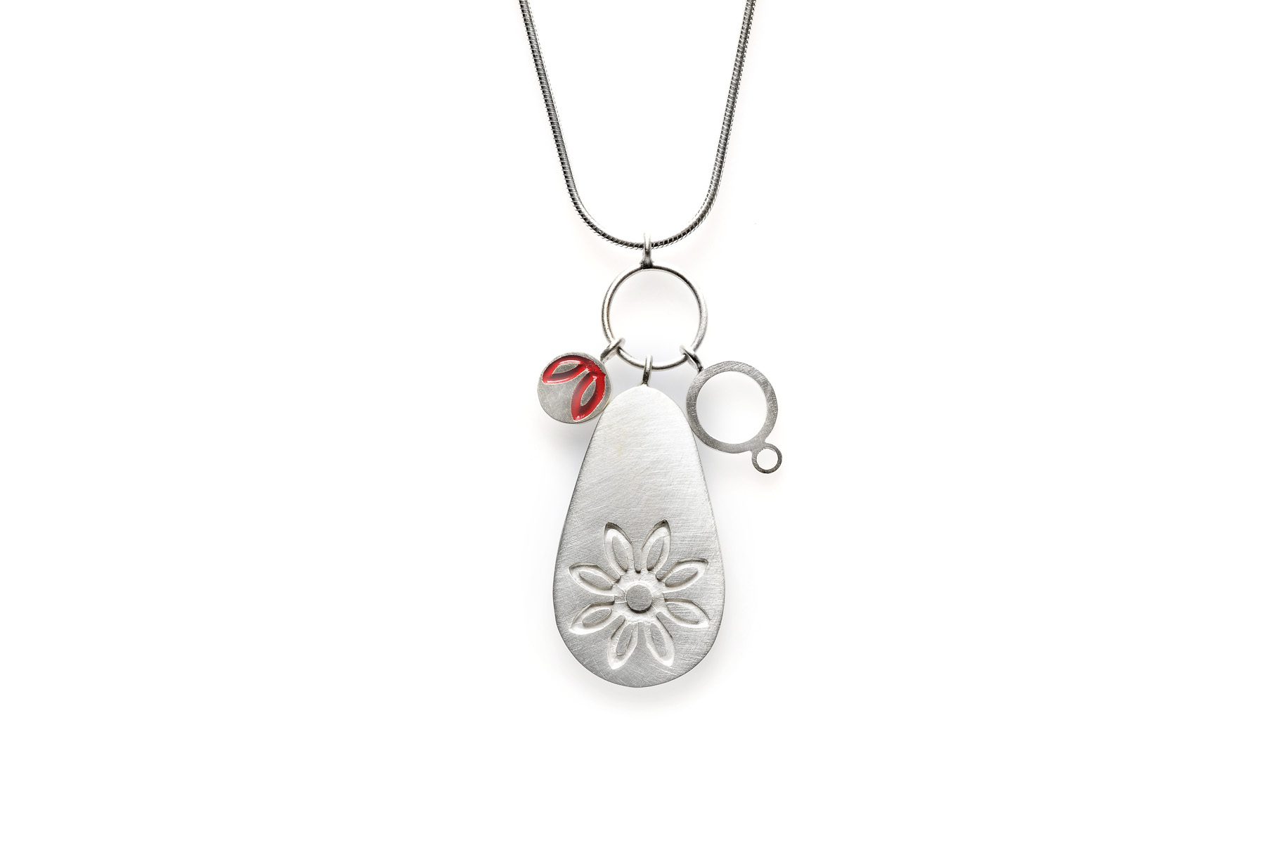 Amy Renshaw - Trinket Neckpiece - Oval