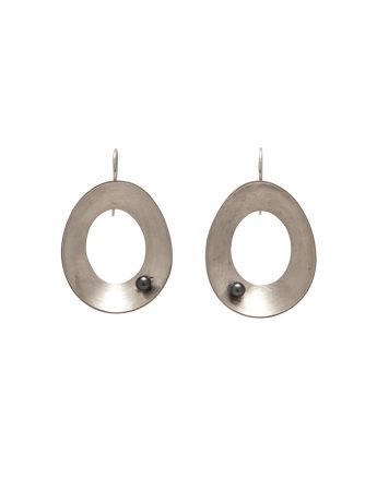 Open Sea Dish Earrings – Silver & Pearl
