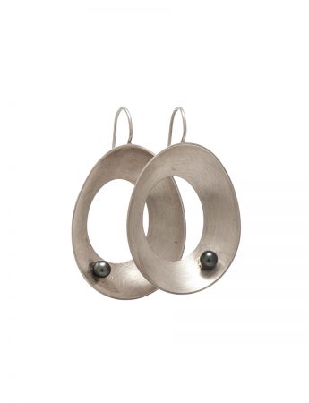 Open Sea Dish Earrings – Silver & Pearl