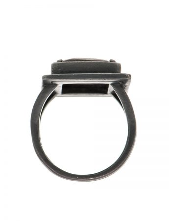 Ebony Dress Ring