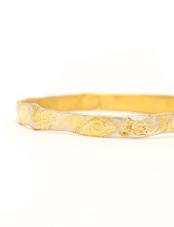 Flowers Bangle – Gold Plated