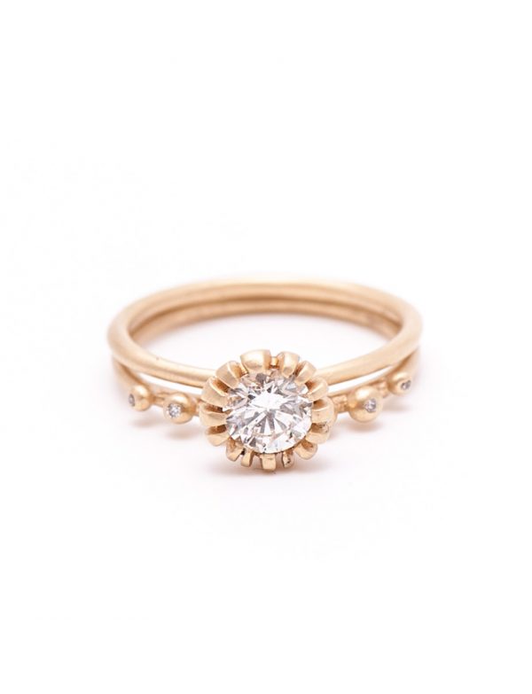 Bouquet Royale Wedder Ring