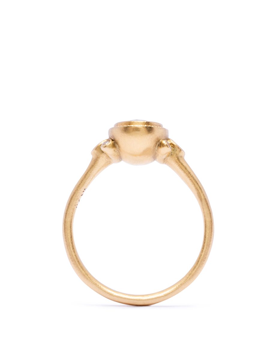Old World Ring – Sapphire