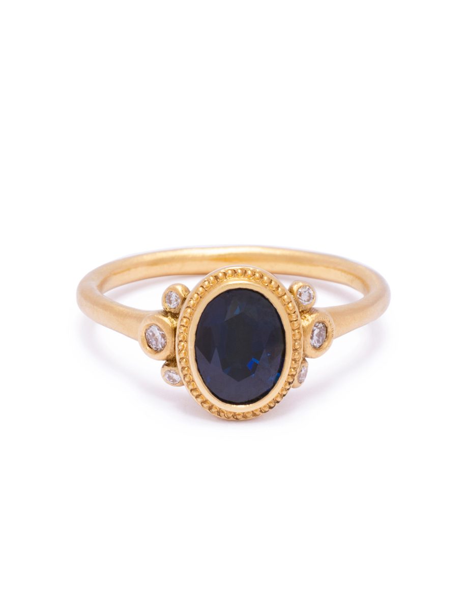 Old World Ring – Sapphire