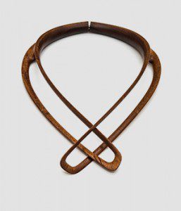 ‘Karli’ neckpiece by Daniel Serra