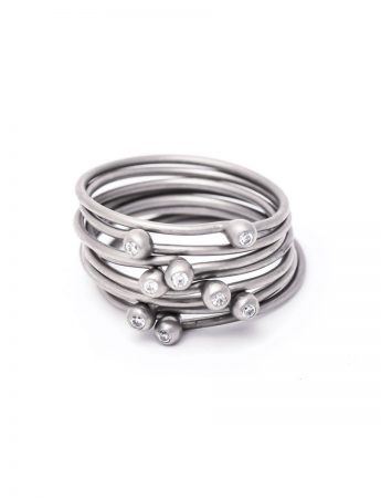 Petit Pois Ring – White Gold & Diamond