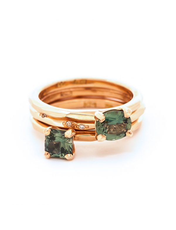 Oval Sage Sapphire Ring – Rose Gold