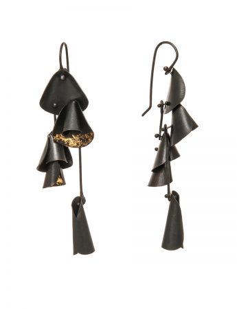 Long Pea Flower Earrings – Black & Gold