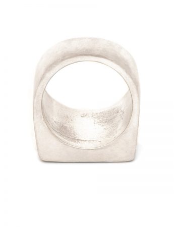 Plateau Signet Ring