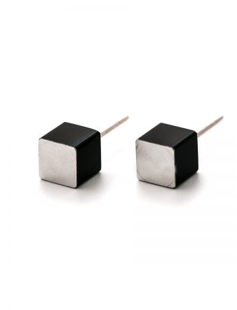 Cubist Stud Earrings – Black Side