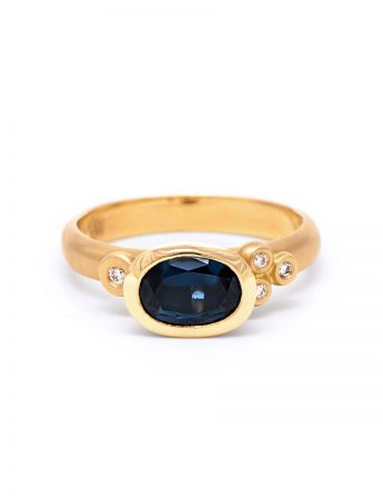 Royal Ring – Sapphire & Diamond