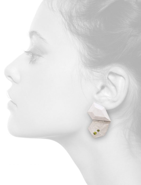 Stratus Earrings – Green Sapphire