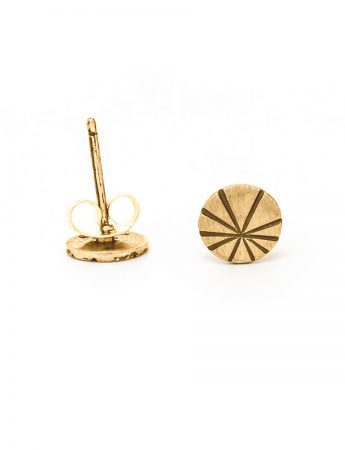 Fan Shell Stud Earrings – Gold