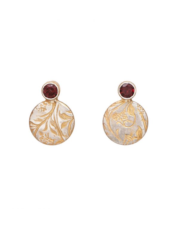 Swirl Stud Earrings – Garnet
