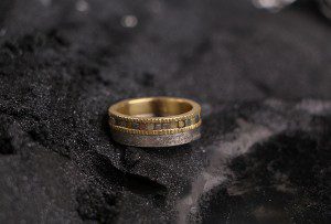 Todd Reed unisex ring with raw diamodn cubes