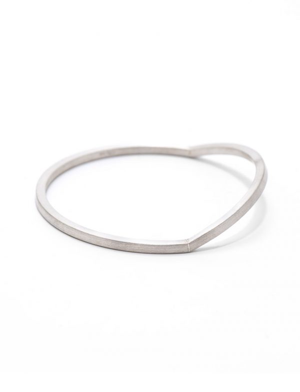 Edge Bangle – Silver