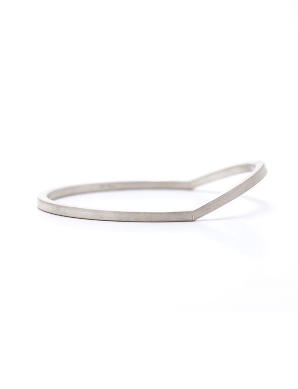 Edge Bangle – Silver