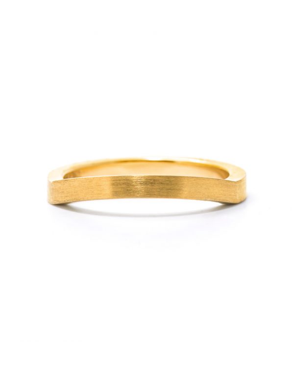 Edge Wedding Ring – Gold