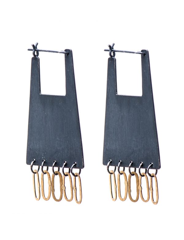 Shikaku Square Pyramid Earrings – Gold