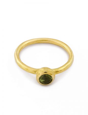 Frosted Orb Ring – Green Sapphire