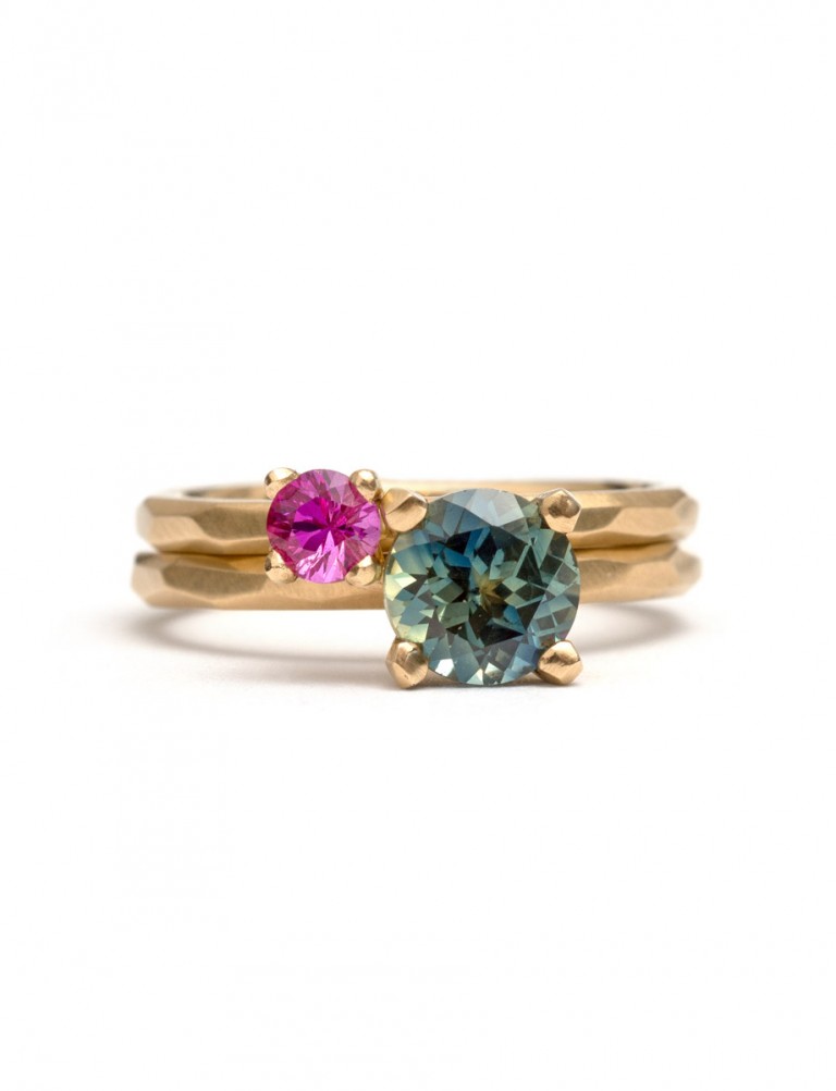 Teal Round Cut Sapphire Ring