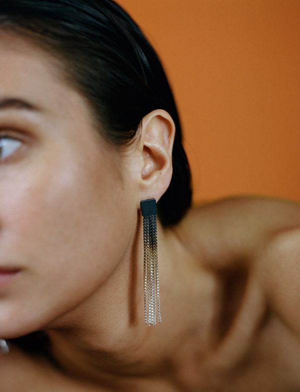 Extra Long Shikaku Square Chain Earrings – Gradient