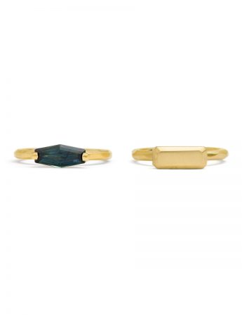 Gold Bar Signet Ring