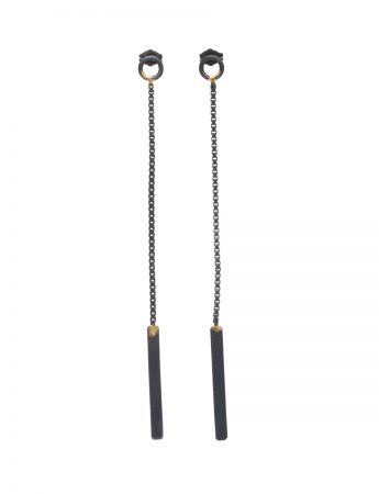 Shikaku Long Box Chain Earrings – Black