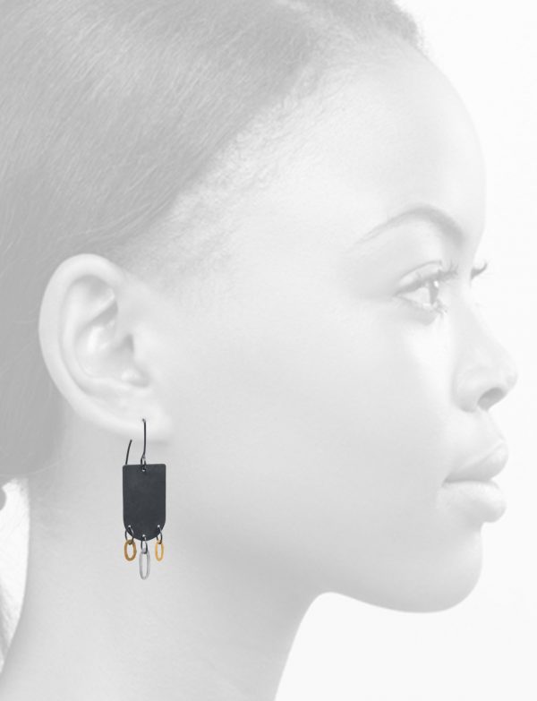 Maru Shikaku Hook Earrings