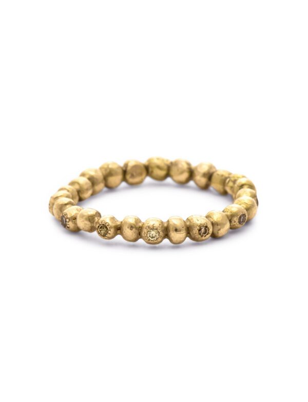 Neru Grain Ring – Yellow Gold & Diamonds