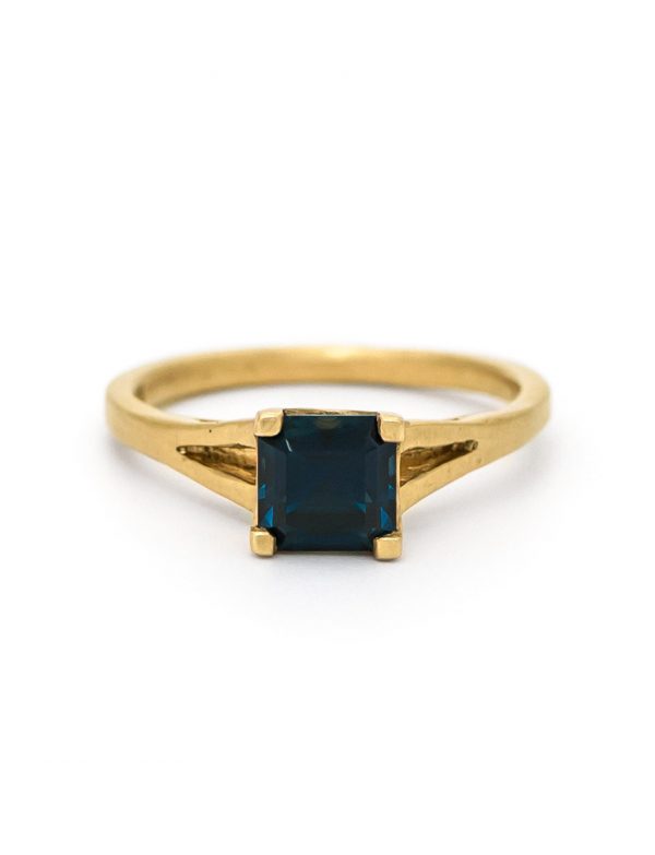 Below Ceres Ring – Sapphire