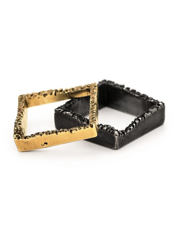 Microlith 11 Ring – Black & Gold