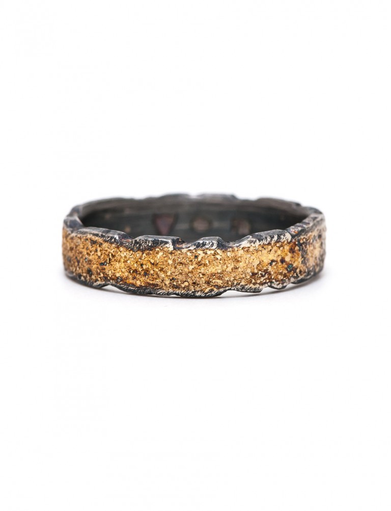 Golden Earth Ring – Black & Gold