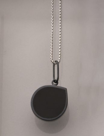 Pebble Necklace – Black