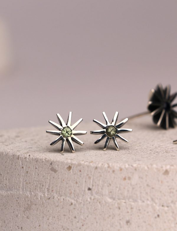 Small Radiant Star Earrings – Light Green Sapphire