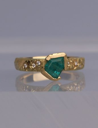 Textura Free-form Emerald Ring