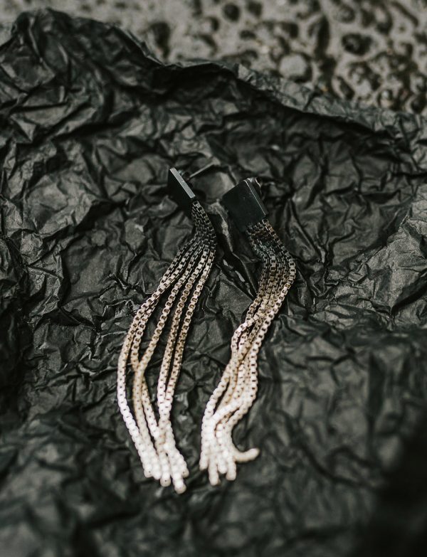 Extra Long Shikaku Square Chain Earrings – Gradient