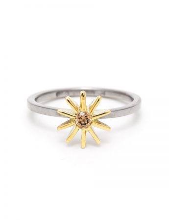 Radiant Star Ring – Diamond