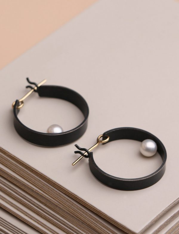 Shikaku Pearl Hoop Earrings