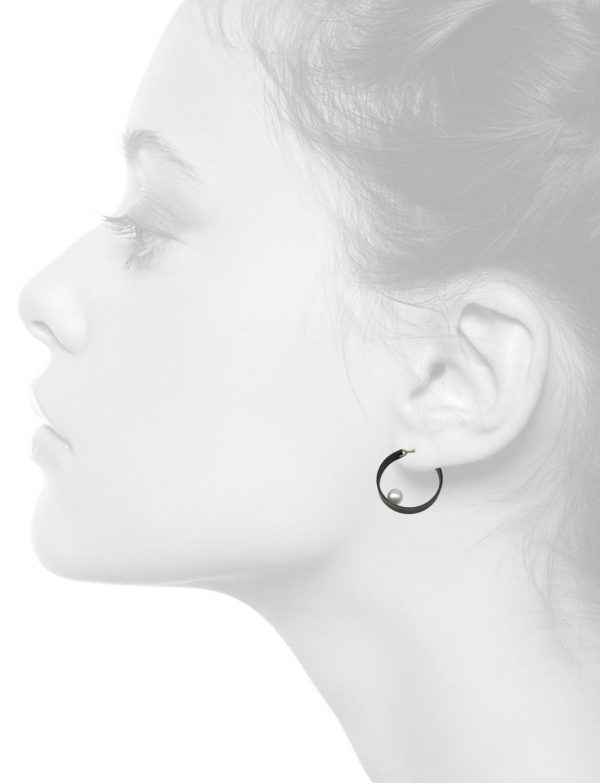 Shikaku Pearl Hoop Earrings