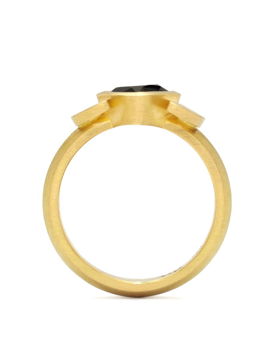 Nouveau Ring – Yellow Gold, Parti Sapphire & Diamonds