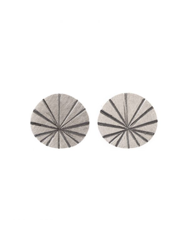 Large Fan Shell Stud Earrings – Silver