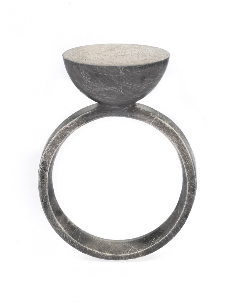 Moon Ring – Black & Silver
