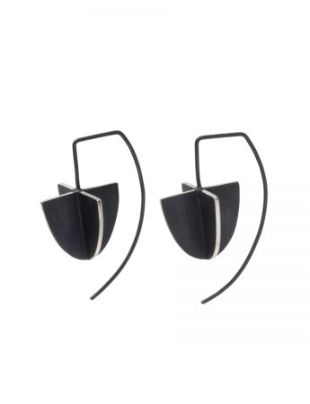 Black Shield X Short Hook Earrings