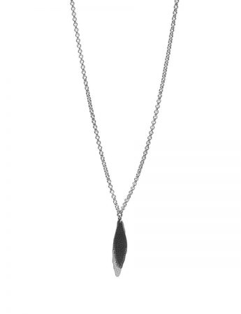 Shadow Leaf Neckpiece – Black & Silver