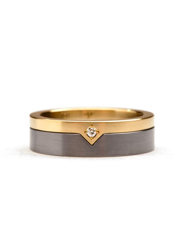 Triangle Stack Ring – Tantalum