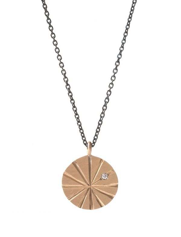 Fan Shell Necklace – Gold & Diamond