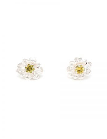 Lemon Daisy Sapphire Stud Earrings